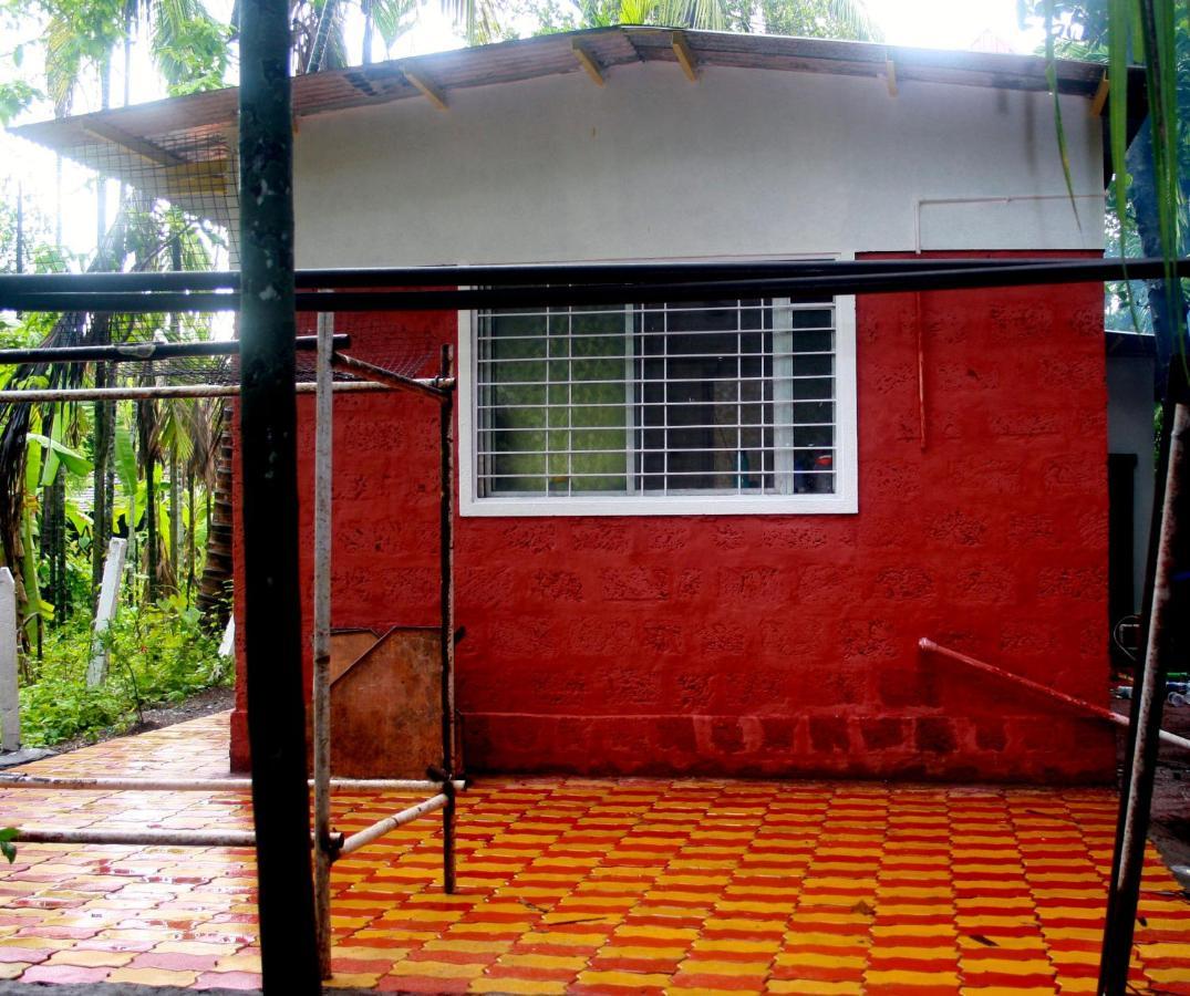 Anahat Cottages Diveagar Exterior photo